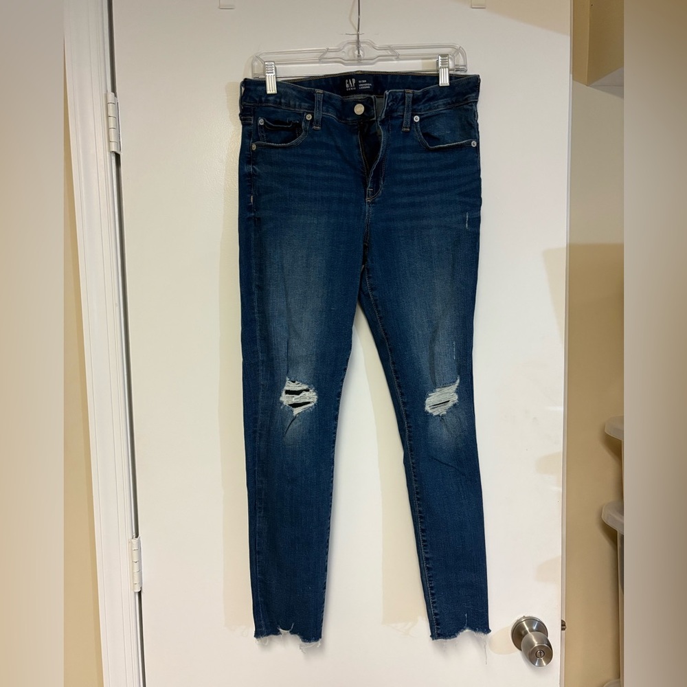 Gap Women's Blue Distressed Universal Jegging NWOT